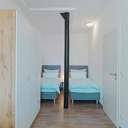 Apartment Modern Family In *